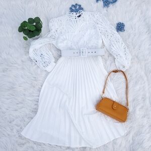 Simplee White dress
